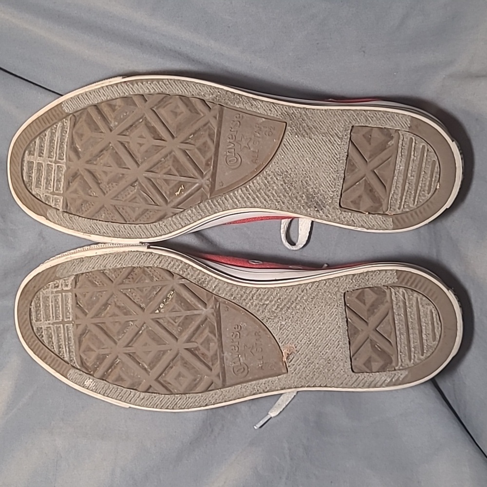 Converse - Picture 3 of 4